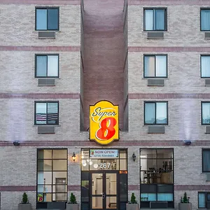 Super 8 By Wyndham Brooklyn / Park Slope Hotel New York