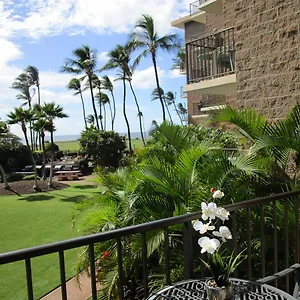 Kauhale Makai On The Beach Apartment Kihei